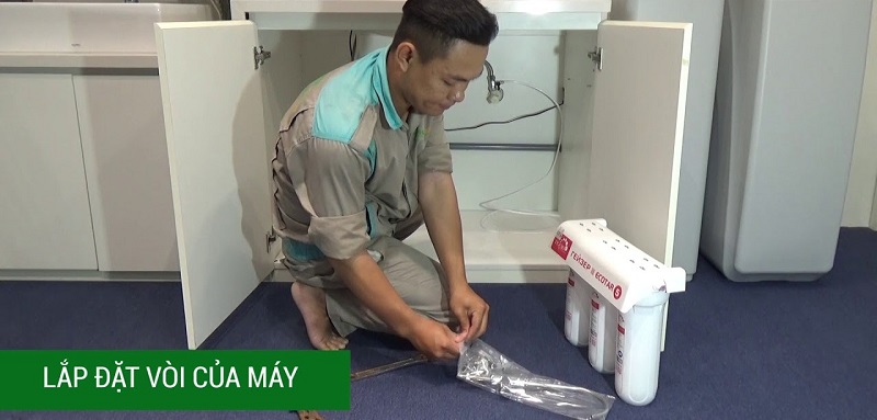 Máy lọc nước Nano GEYSER ECOTAR 5 hoạt động không cần kết nối với nguồn điện Máy lọc nước Nano GEYSER ECOTAR 5 hoạt động không cần kết nối với nguồn điện