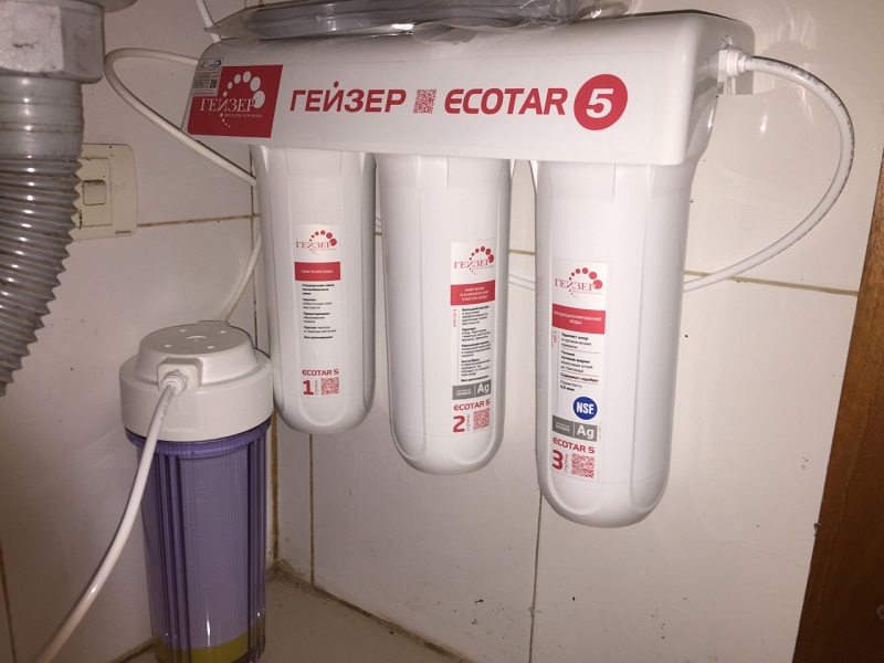ECOTAR 5 hoạt động không cần điện vì thế vị trí thích hợp để lắp đặt thường là ở dưới chậu rửa ECOTAR 5 hoạt động không cần điện vì thế vị trí thích hợp để lắp đặt thường là ở dưới chậu rửa