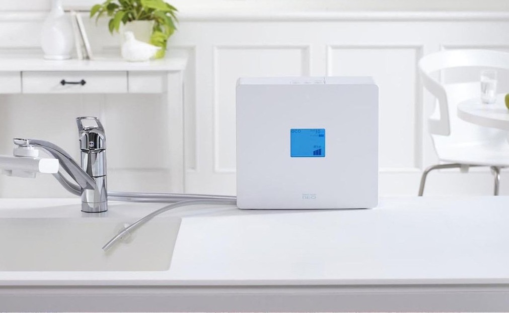 may-lam-nuoc-dien-giai-trim-ion