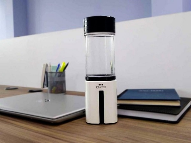 Bình tạo nước hydrogen dễ dàng mang theo khi di chuyển Nước hydrogen, Nước hydrogen là gì? Máy lọc nước hydrogen có tốt không?, Nhà phân phối máy lọc nước ion kiềm số 1 Việt Nam | Vitamia