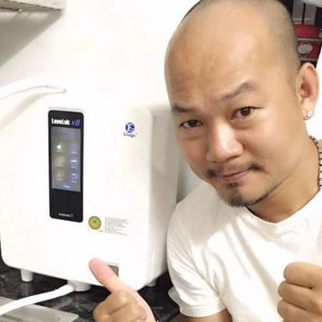 Diễn viên Long Vũ