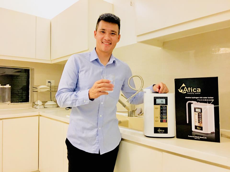 Công Vinh mua máy Atica