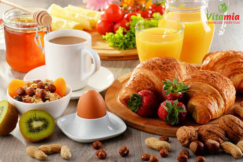 Nên ăn gì vào buổi sáng?