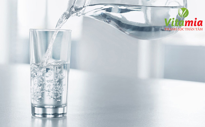 Uống nước ion kiềm - Nước điện giải điều trị bệnh viêm da cơ địa