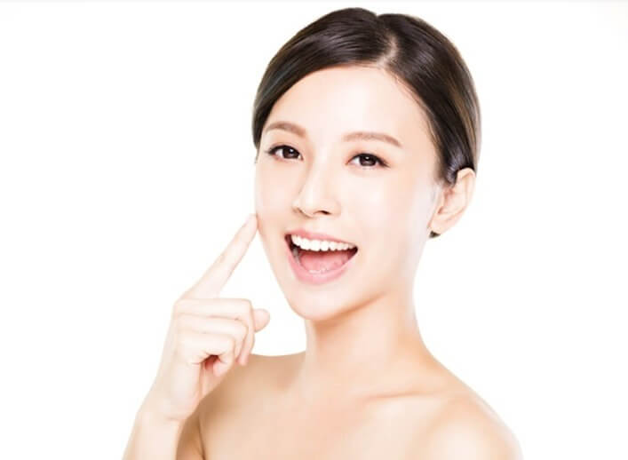 Lợi ích của việc uống nước trước khi ngủ: Hỗ trợ làm đẹp và sạch da tự nhiên