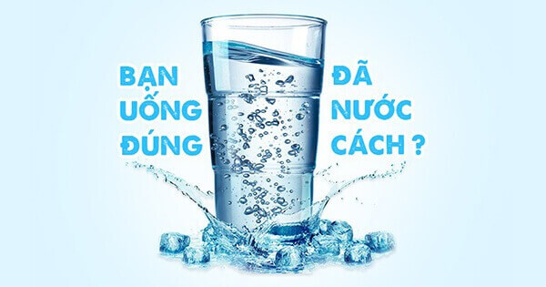 cách uống nước đúng cách