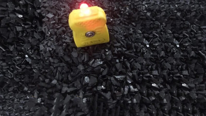 Dùng điện để nhận biết than hoạt tính