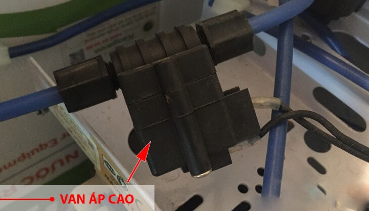 Máy lọc nước không ra nước do hỏng van áp cao